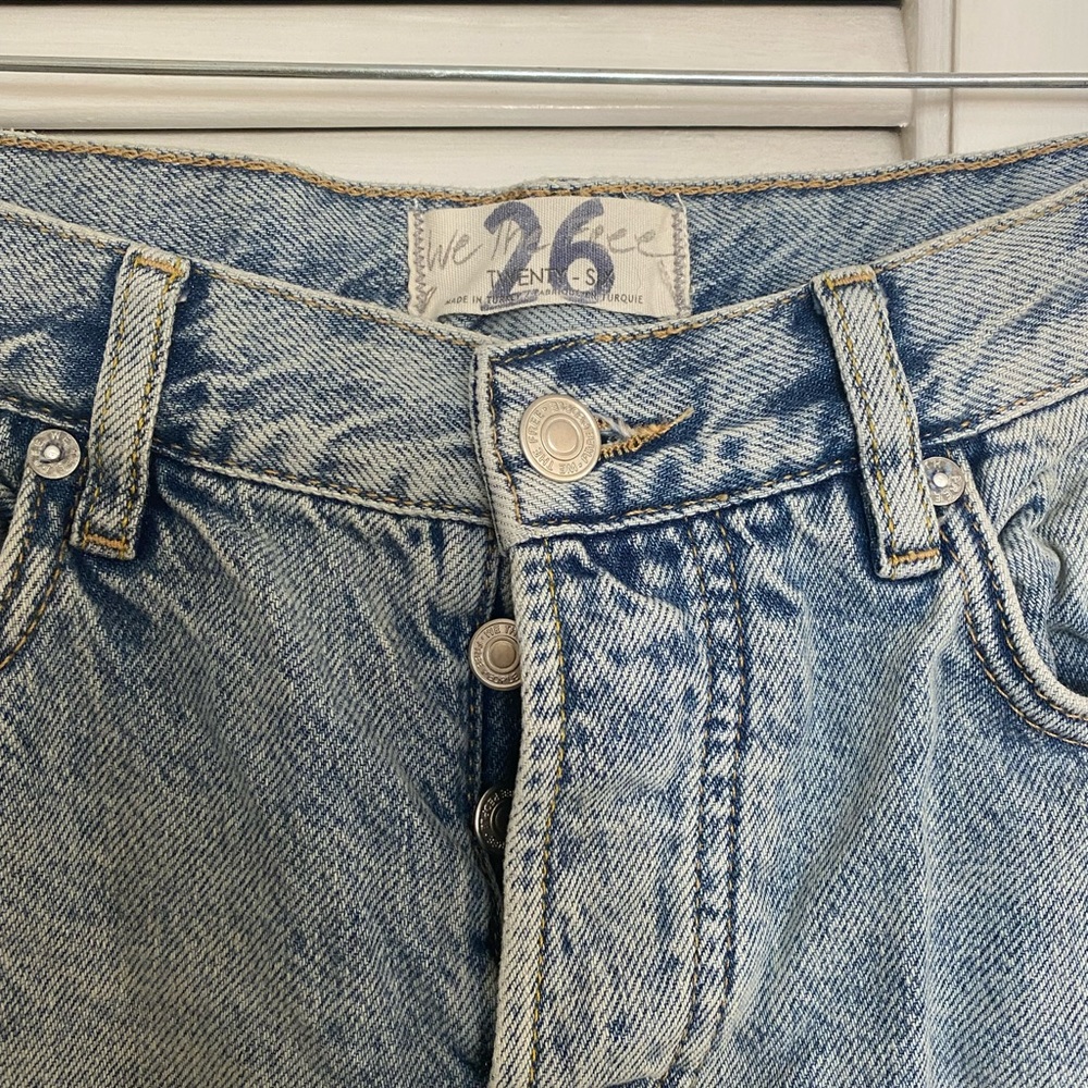 We The Free Button Fly Denim High Rise Distressed Jeans Women’s Size 26
